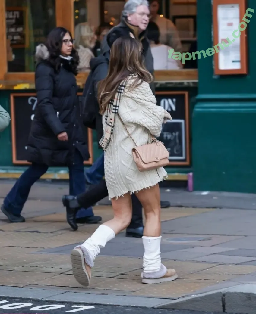 Myleene Klass nude photo #1040 (myleeneklass)