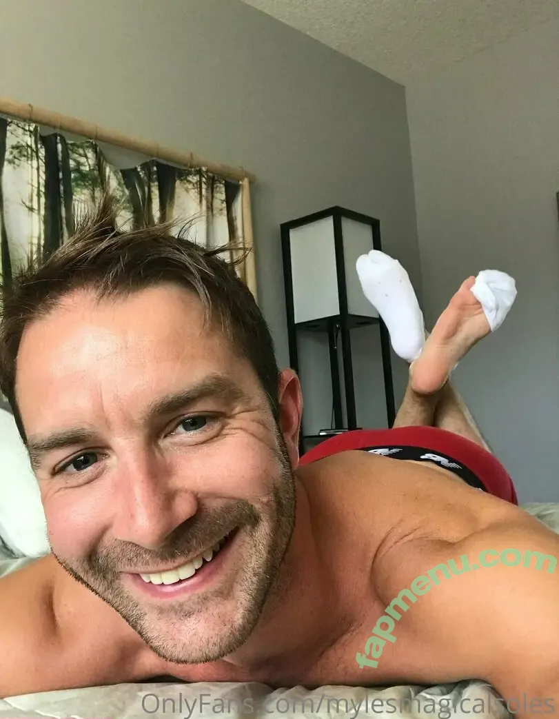 mylesmagicalsoles nude photo #0031 (mylesoneal)