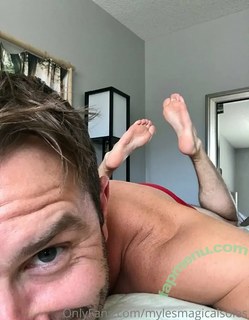mylesmagicalsoles nude photo #0041 (mylesoneal)