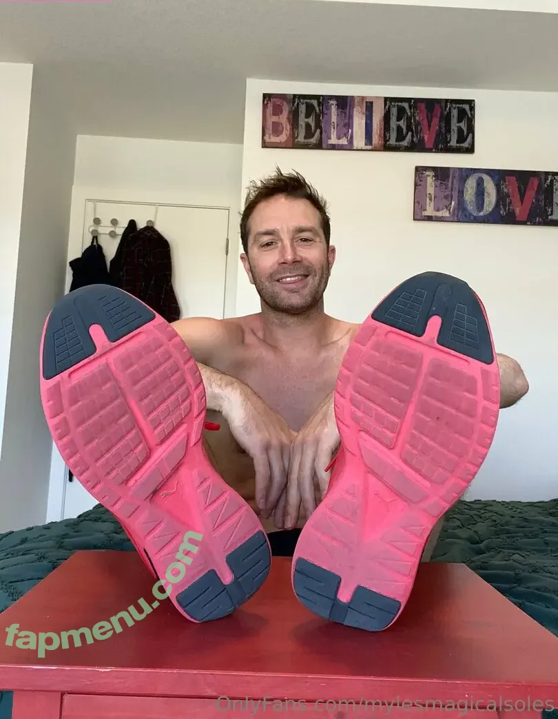 mylesmagicalsoles nude photo #0144 (mylesoneal)