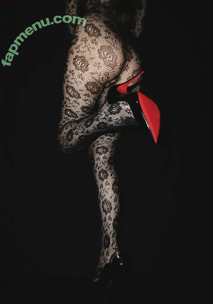 Mylittlechar nude photo #0033 (Mylittlechar)