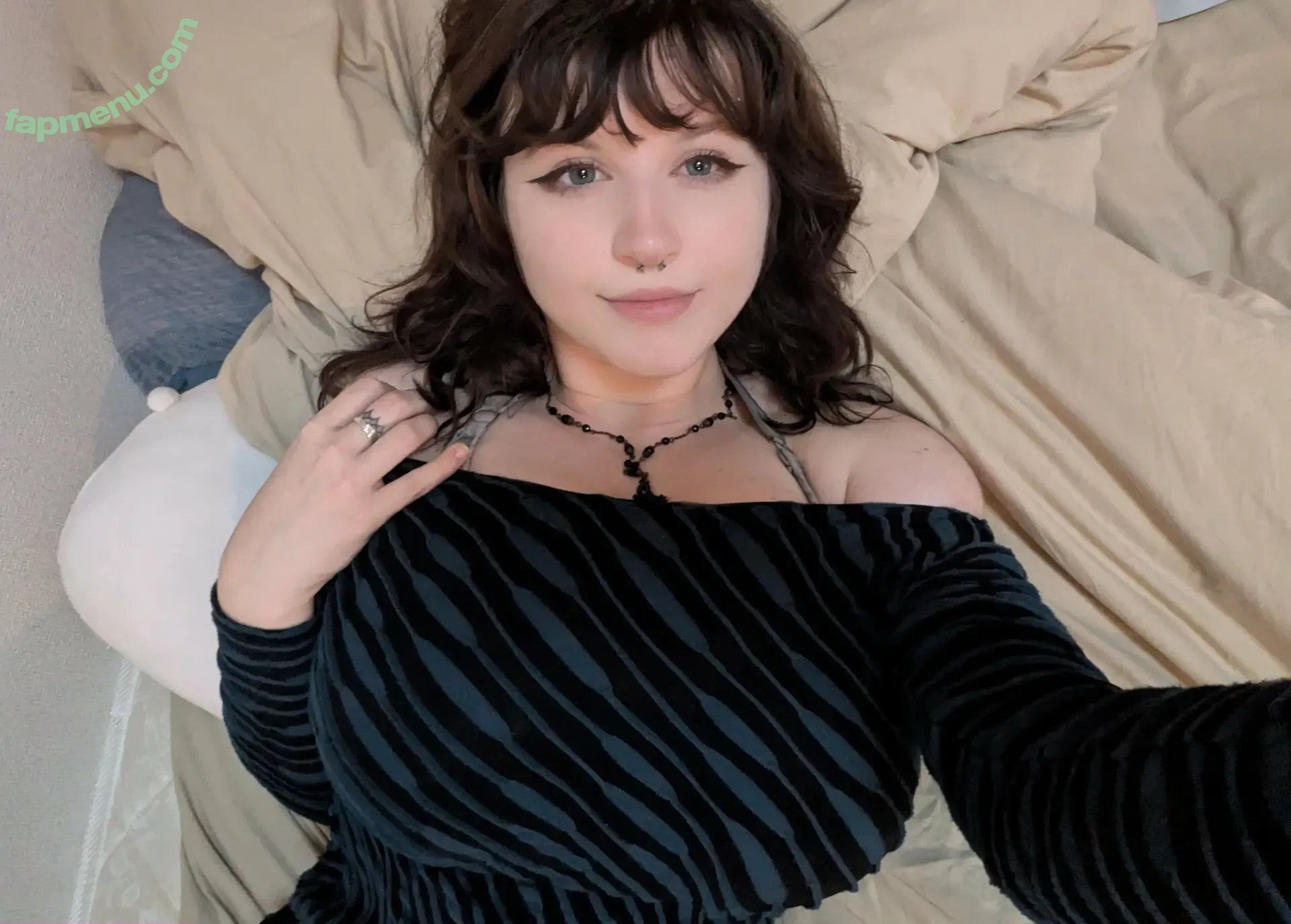 mylittlerobin nude photo #0351 (Robin Grey / _littlerobin_)