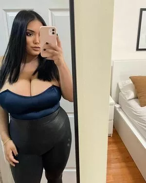 mynamesydalia / _mynamesdiana / dianaonisor7 / mynames.diana nude photo #0036