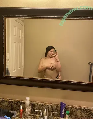  nude photo #0009
