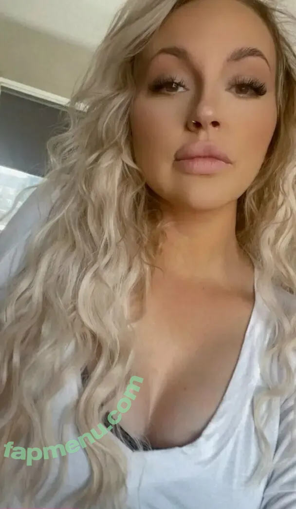 myqueenlilly nude photo #0022 (quinnlilly)