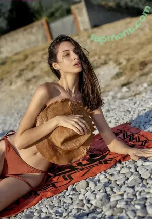 Myriem Boukadida / myriemboukadida nude photo #0016