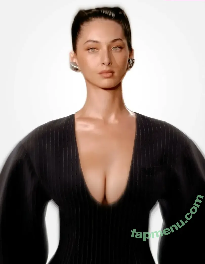 Myriem Boukadida nude photo #0028 (myriemboukadida)