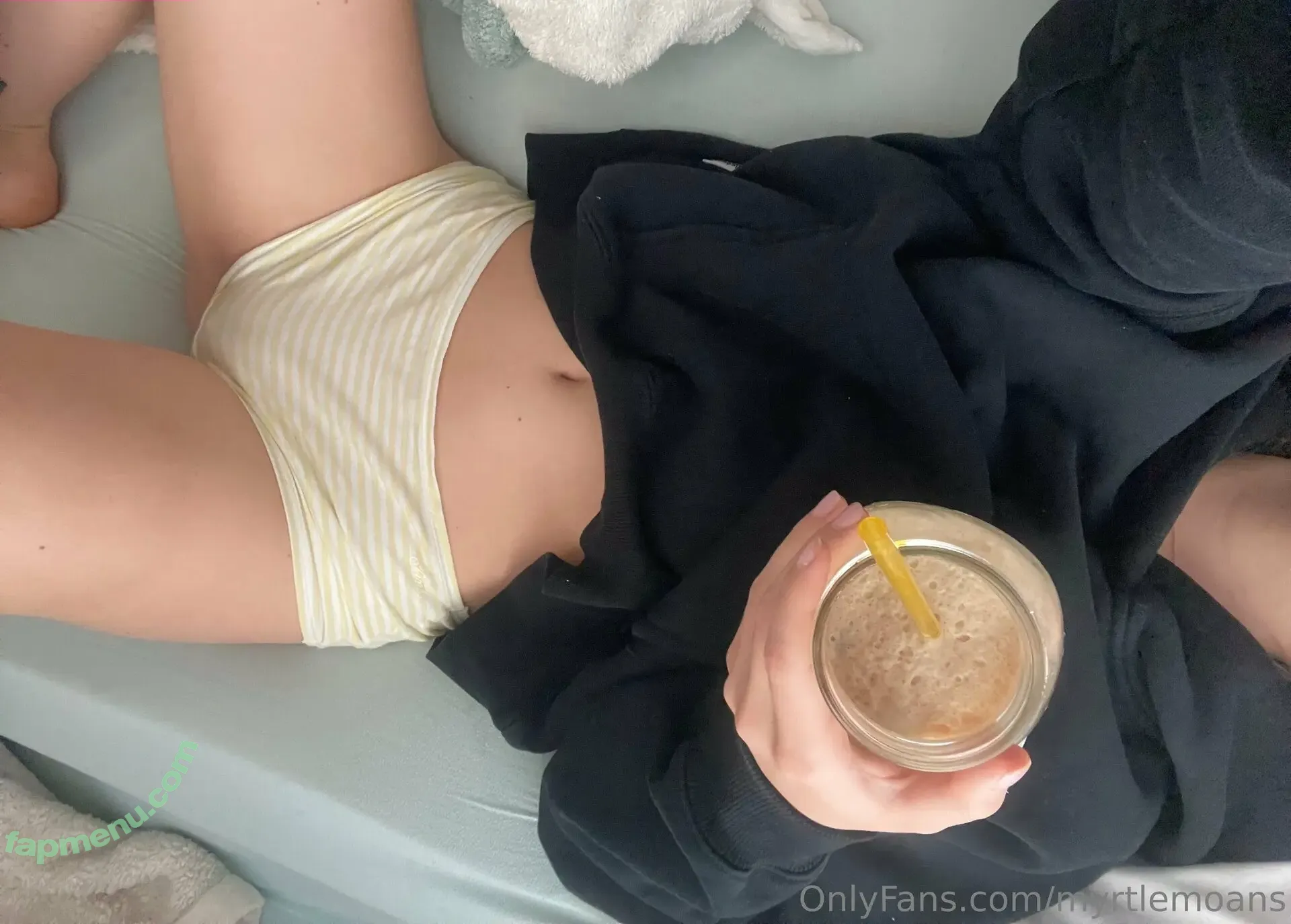 myrtlemoans nude photo #0014 (Moaaningmyrtle / myrtlegail)