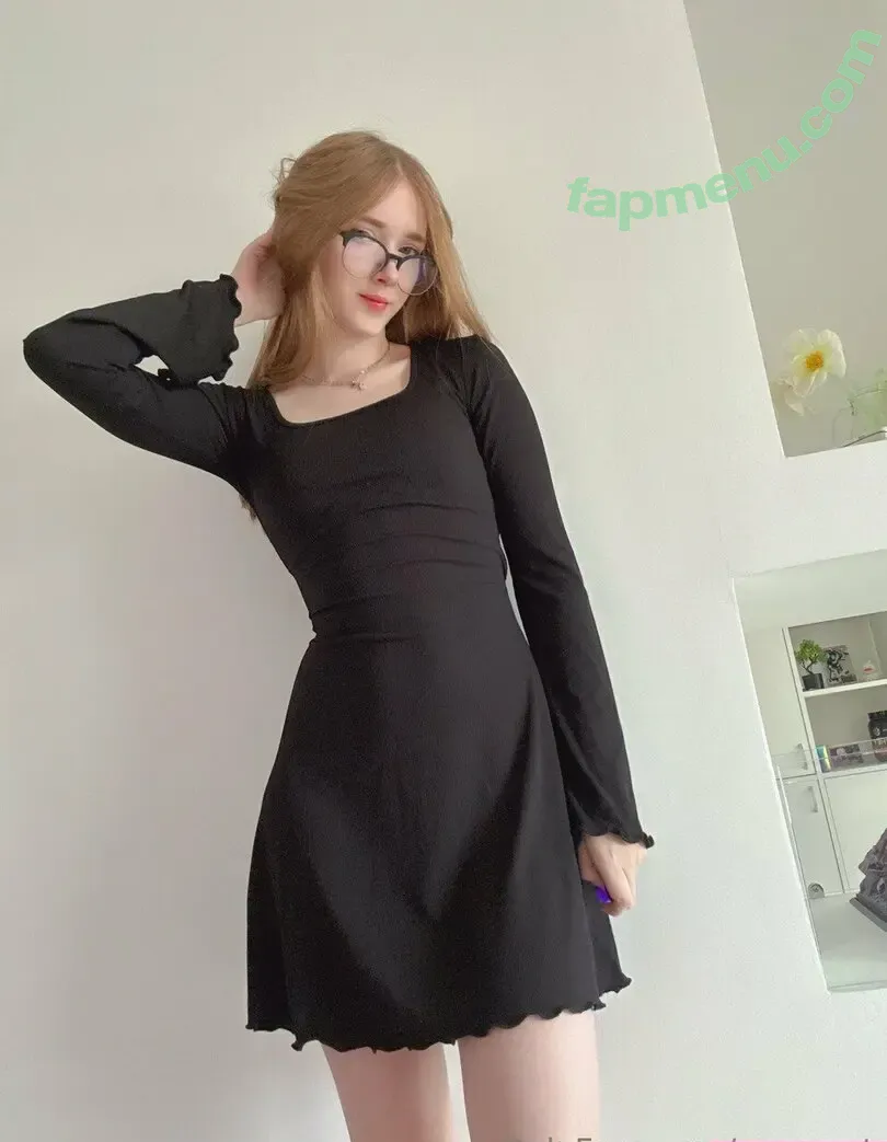 mysaaat nude photo #0201 (mysaaat)