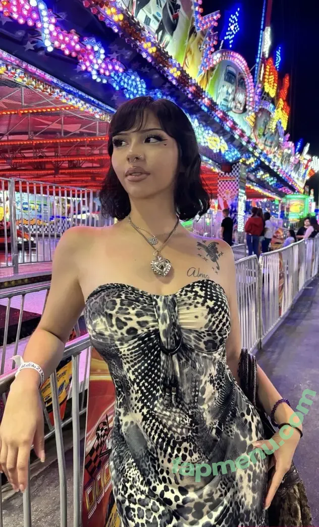myshayla nude photo #0002 (islamyla / shay.la__)