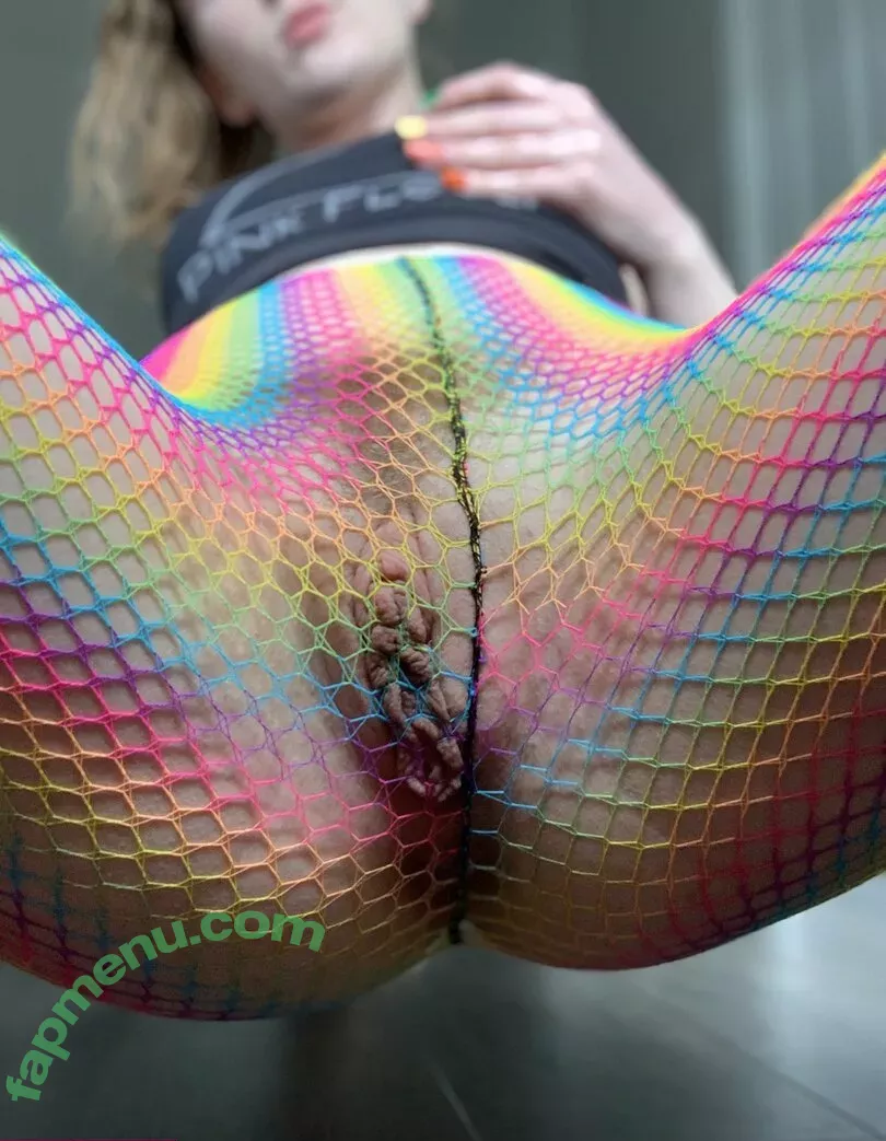 myskyewatson nude photo #0110 (Skyewatson / skueesh)