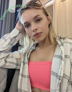  nude photo #0005