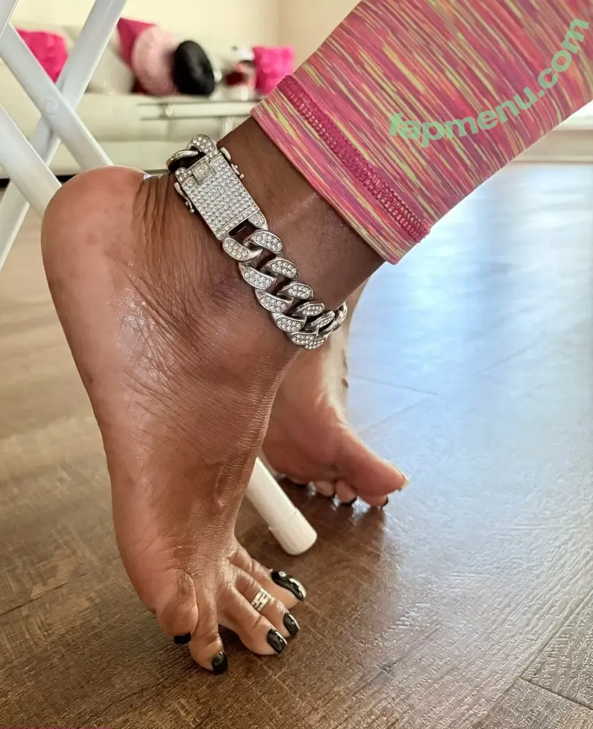 mytoptiertoes nude photo #0136 (therealtoptier)