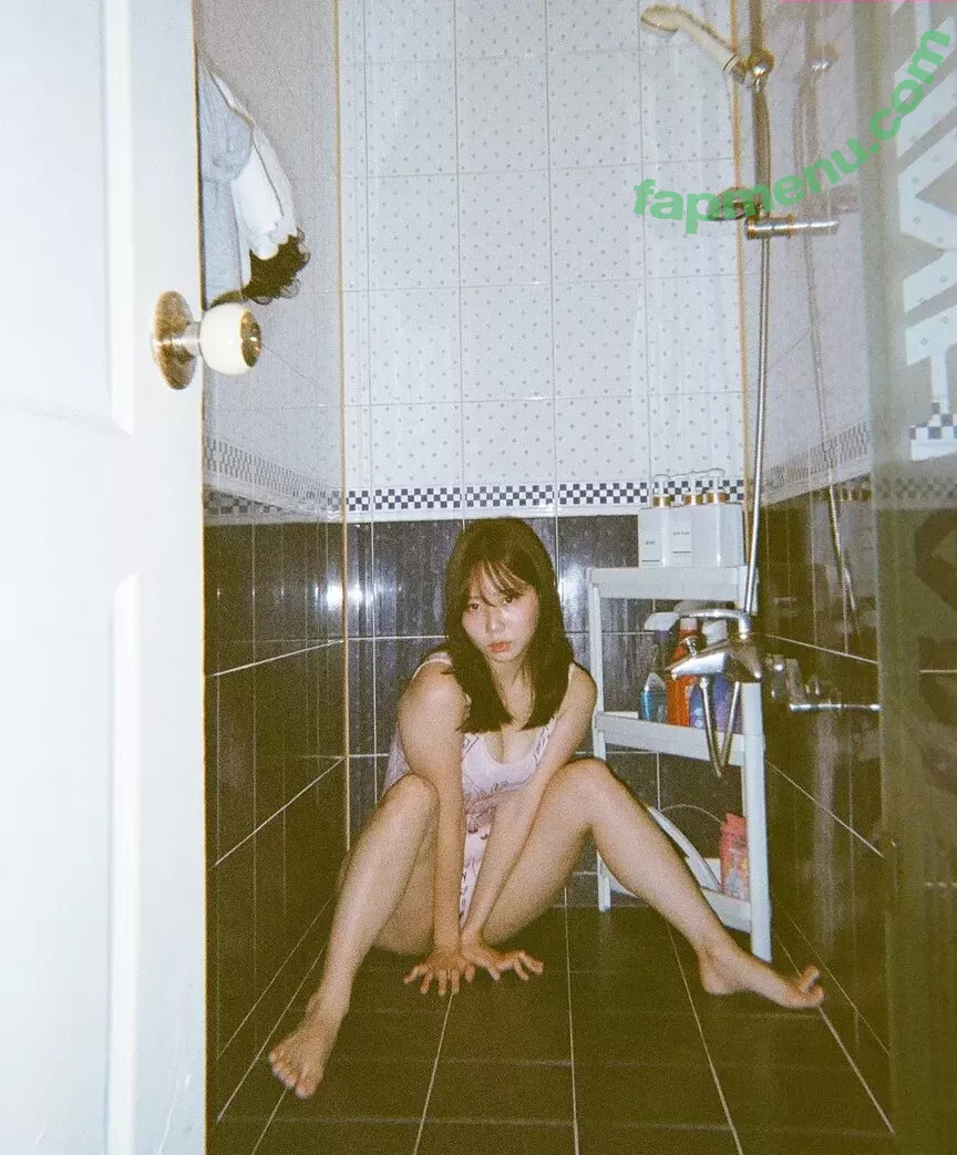 Myu-A nude photo #0202 (juicyfakku / myu_a_ / 뮤아)