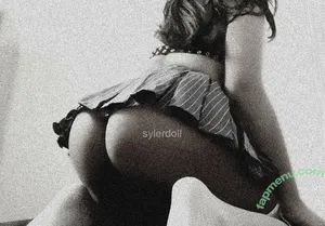 myvialect / yourfavoritetomboy nude photo #0009