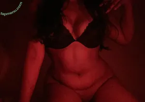 myvialect / yourfavoritetomboy nude photo #0031