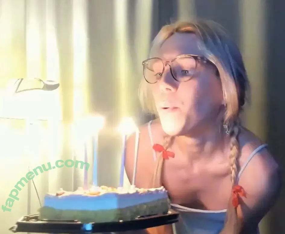 myviolet_rush nude photo #1961 (girlnamedviolet)