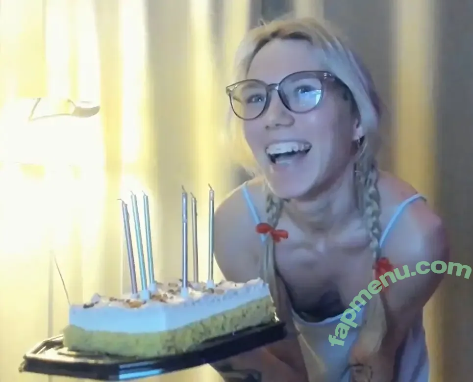 myviolet_rush nude photo #1964 (girlnamedviolet)