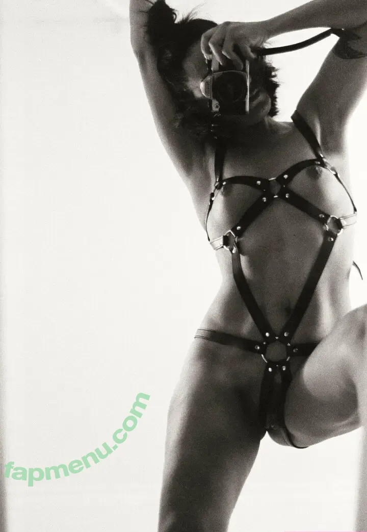 myxxxshenanigans nude photo #0002 (theshenanigans___)