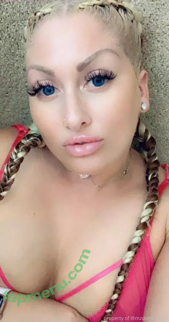mzdanibadgirl nude photo #0328 (mzdanient)