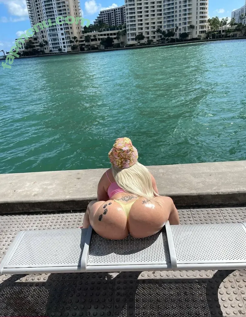 mzdanibadgirl nude photo #0456 (mzdanient)