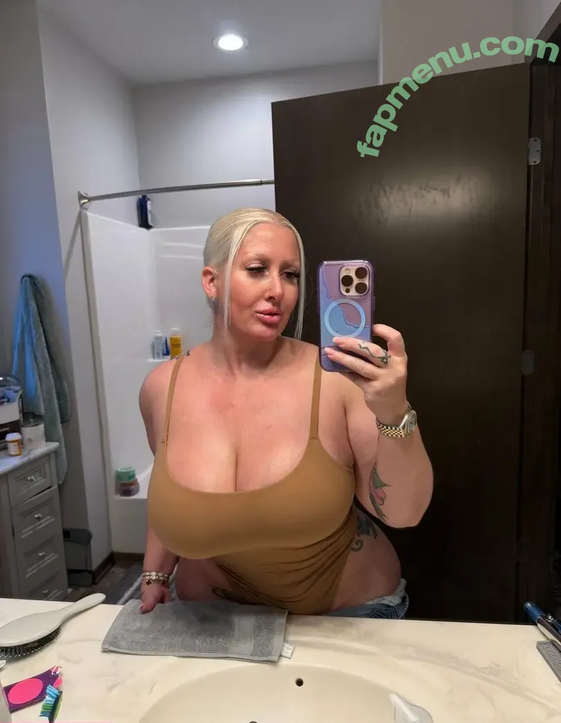 mzdanibadgirl nude photo #0522 (mzdanient)