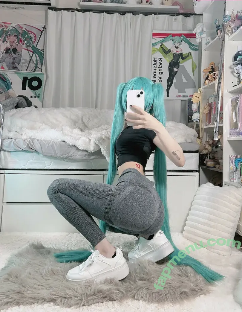 N A nude photo #0572 (___lloli / lil_bunniii / lloli_yasan / mmeeoo914 / mmeo_914)