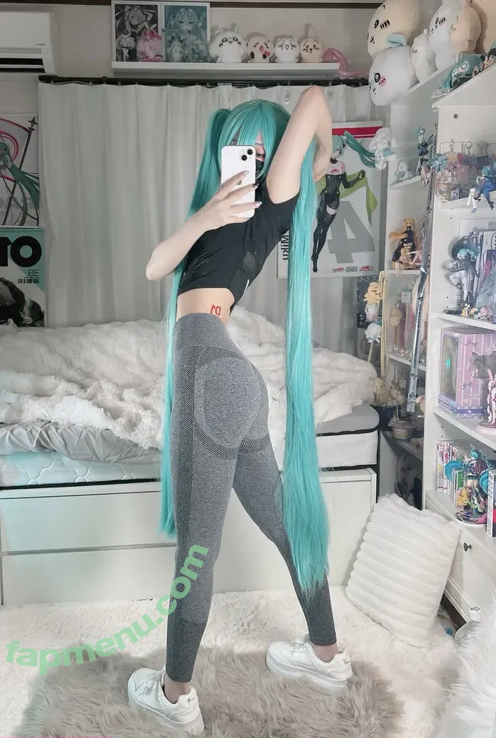 N A nude photo #0574 (___lloli / lil_bunniii / lloli_yasan / mmeeoo914 / mmeo_914)