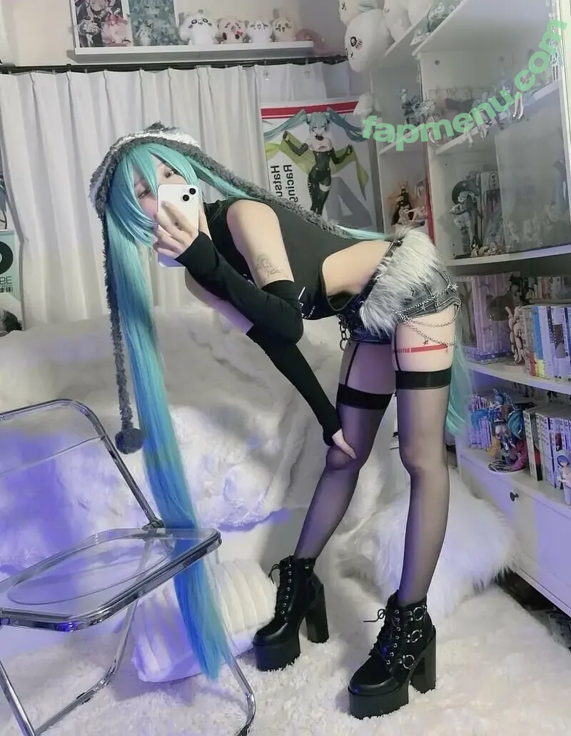 N A nude photo #0672 (angelia_lapin / baby_898 / kellyrose_no_ppv / myungheechung)