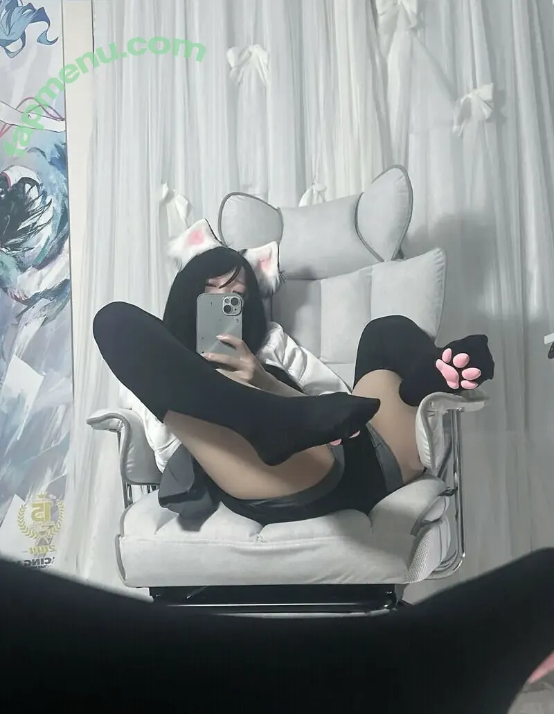 N A nude photo #0957 (___lloli / bjyeoul2 / lloli_yasan / yixiaoyangzew / yuriyuri_fanclub)