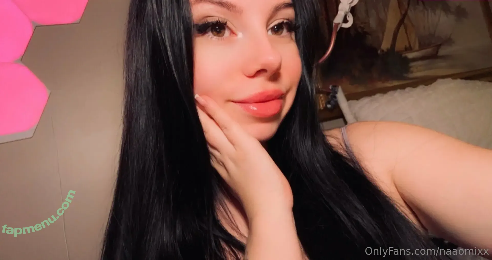 naaomixx nude photo #0014 (naaomixx)