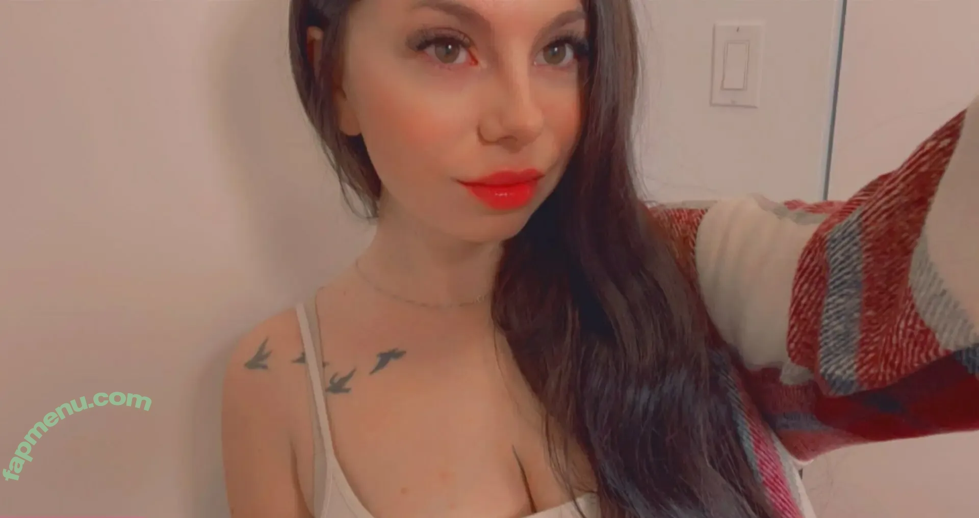 naaomixx nude photo #0031 (naaomixx)