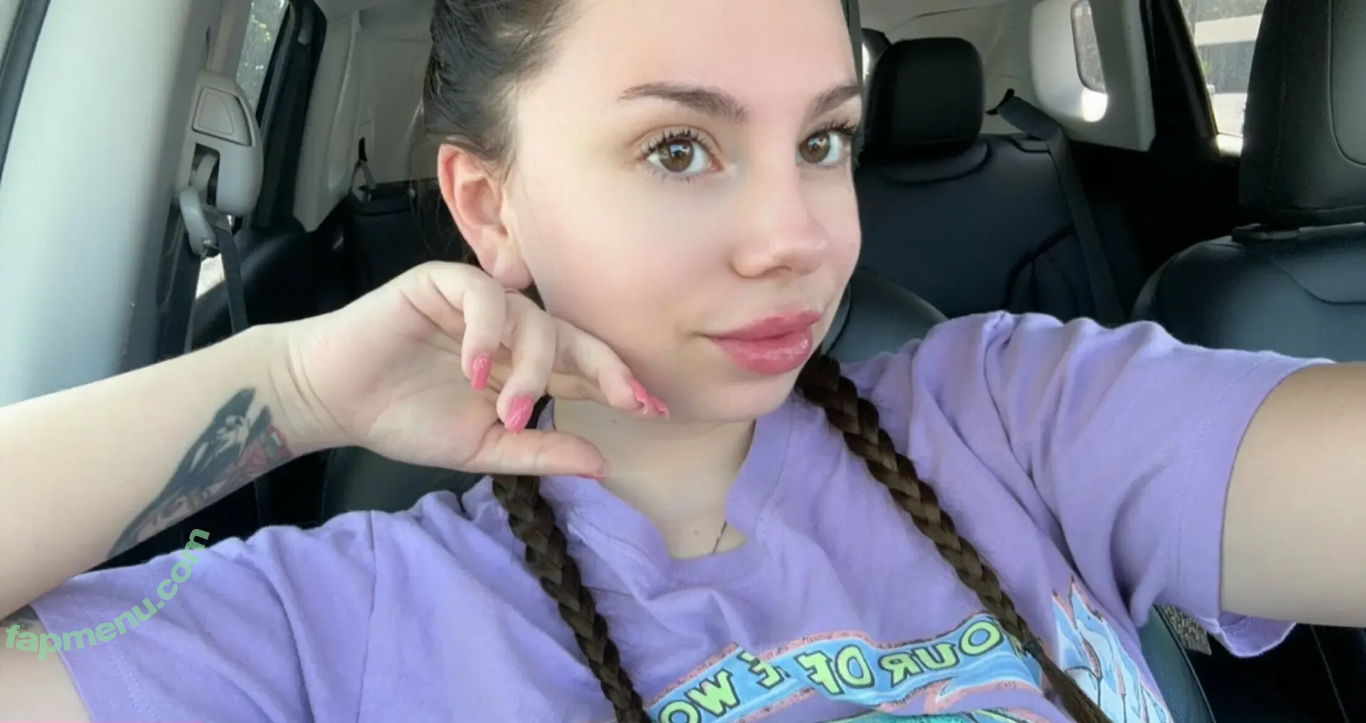 naaomixx nude photo #0036 (naaomixx)