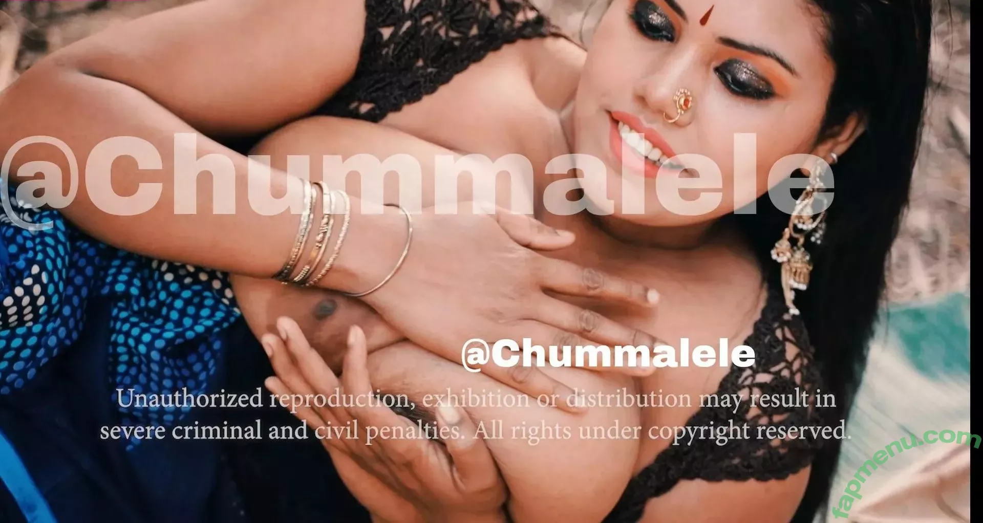 Naari Magazine nude photo #0021 (Indian / NARILUVSU / naarimagazine)