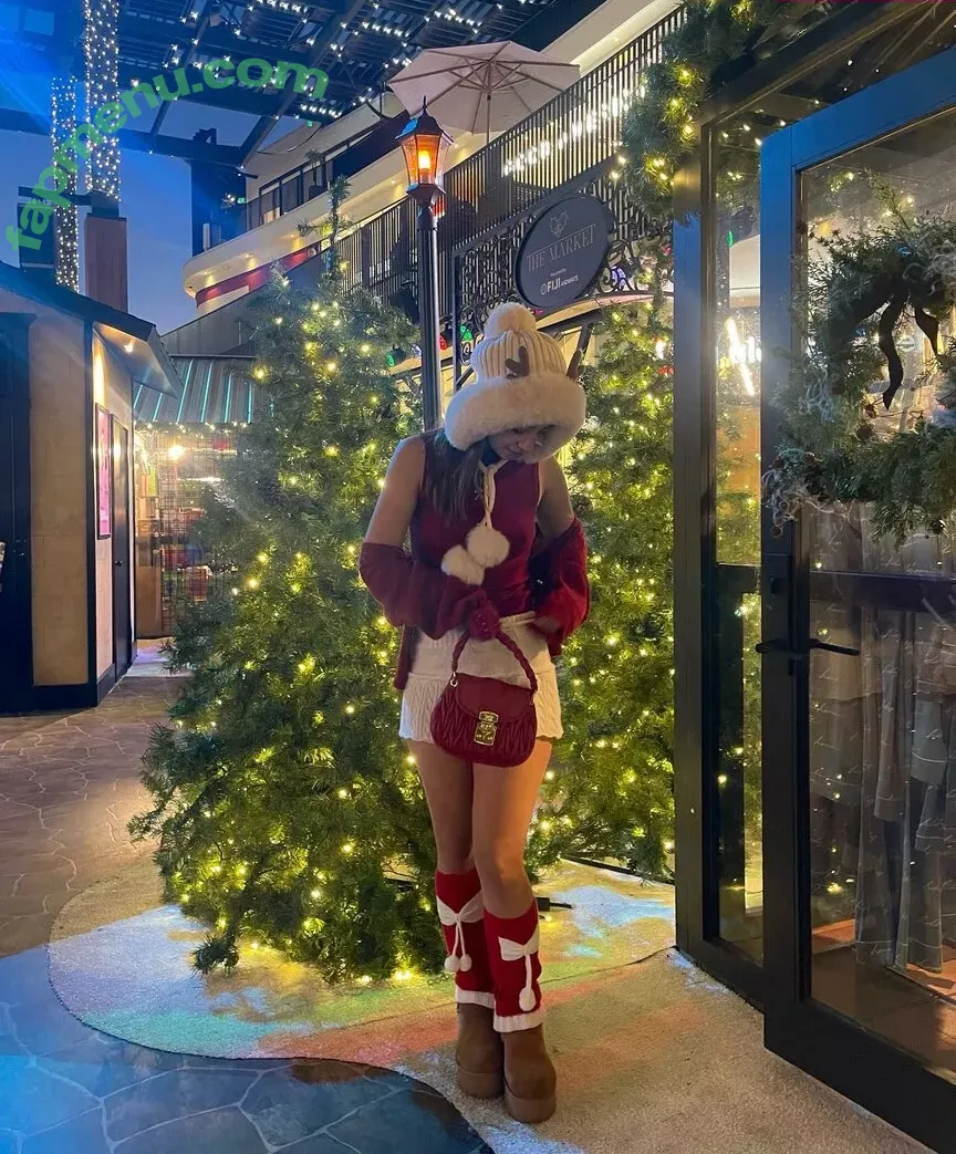 Nadia Goh nude photo #0055 (nadiaelysegoh)