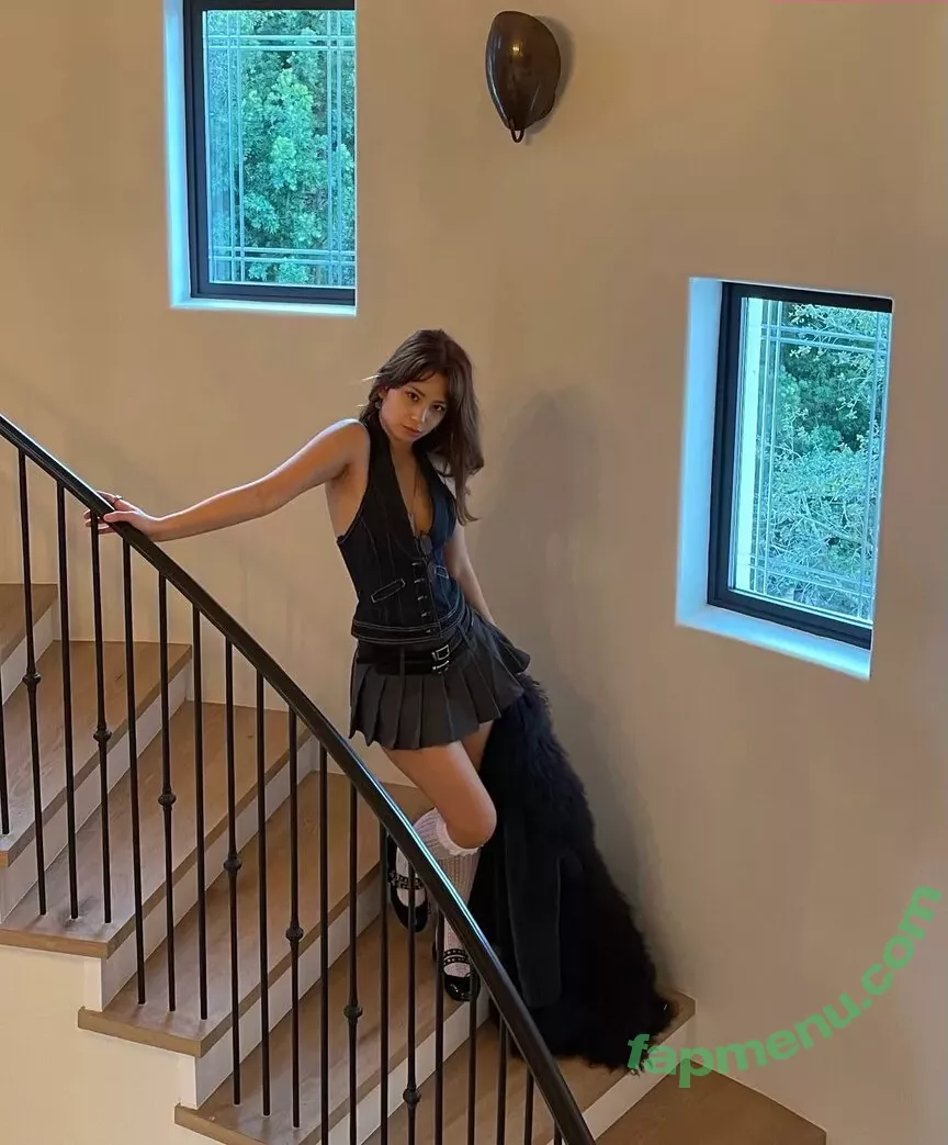 Nadia Goh nude photo #0064 (nadiaelysegoh)