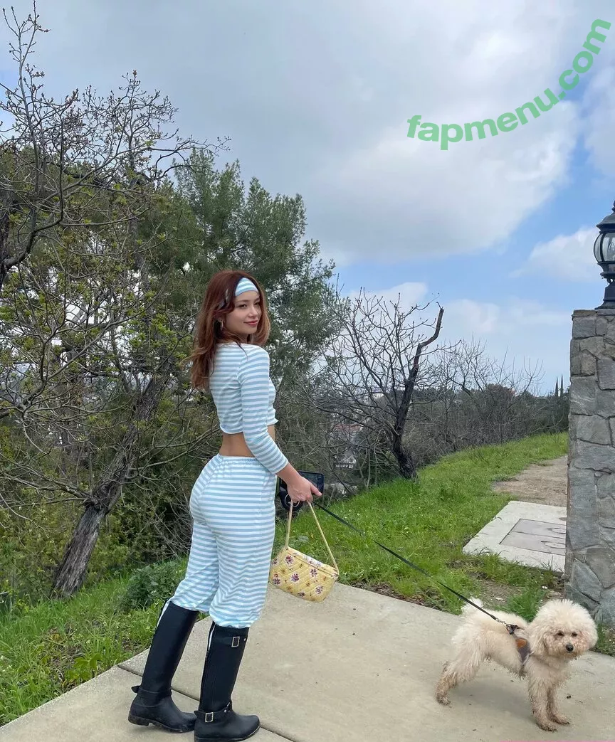 Nadia Goh nude photo #0100 (nadiaelysegoh)