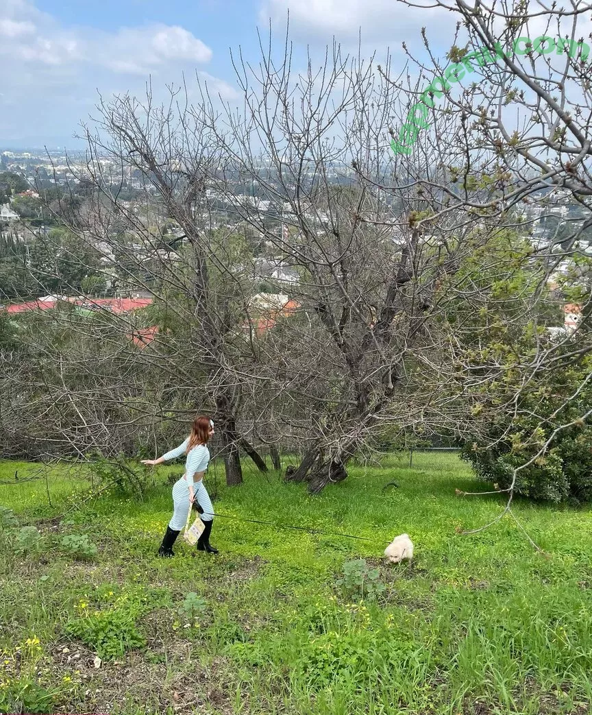 Nadia Goh nude photo #0102 (nadiaelysegoh)