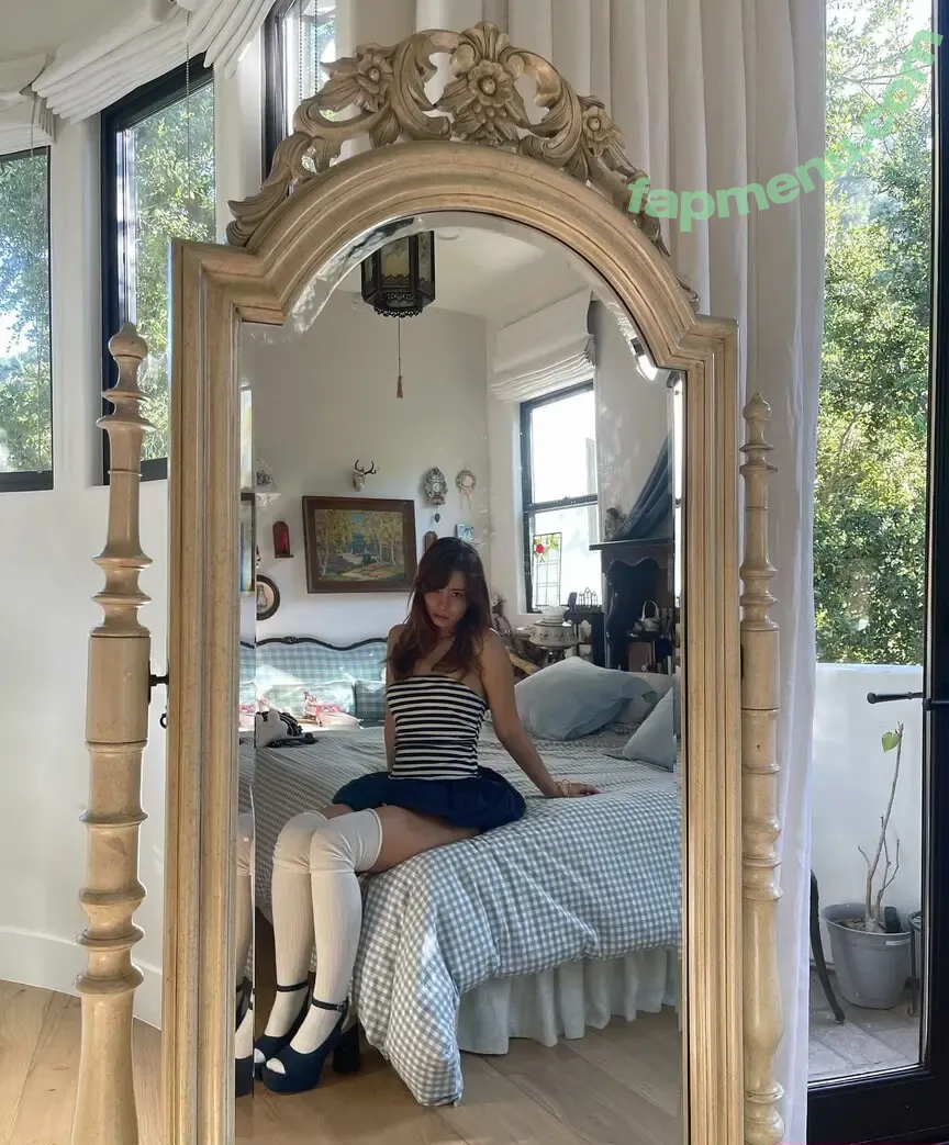 Nadia Goh nude photo #0457 (nadiaelysegoh)
