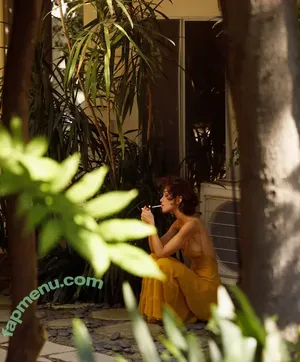 Nadia Lee Cohen / nadialeecohen nude photo #0048