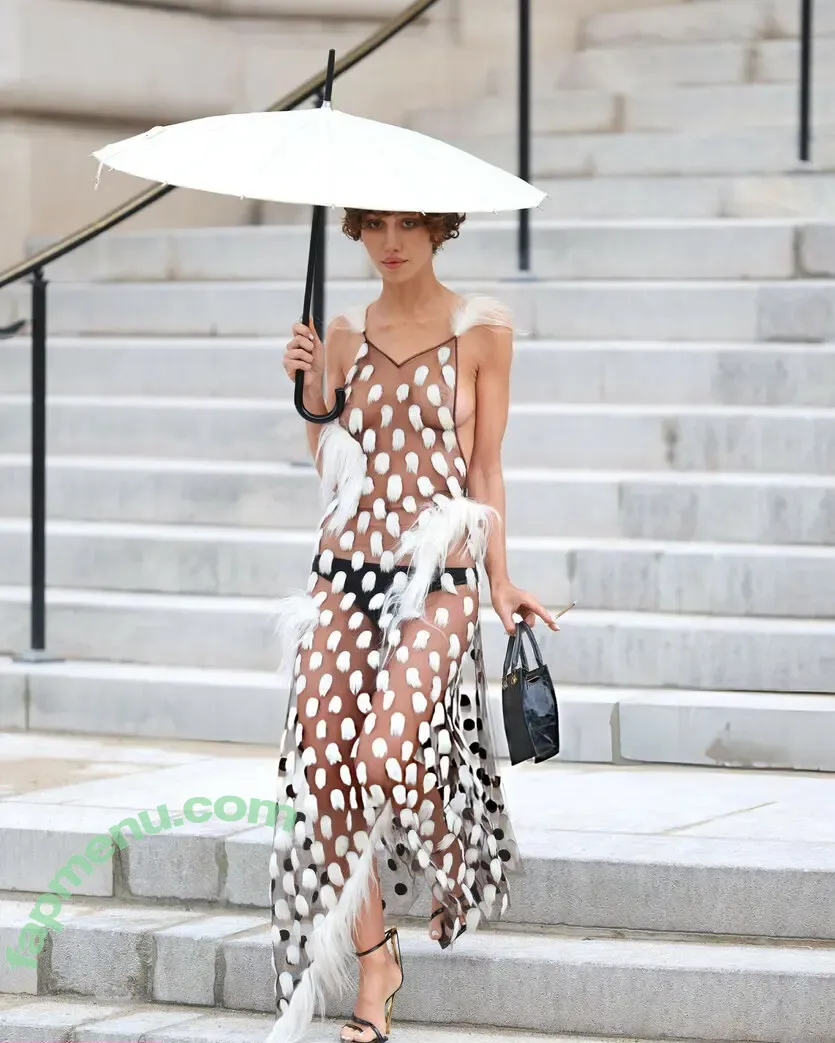 Nadia Lee Cohen nude photo #0085 (nadialeecohen)