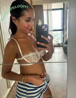 nadiabellaa / nadiabellygirl nude photo #0032