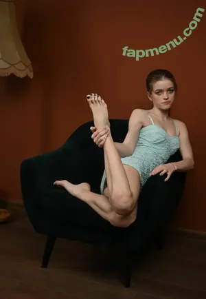 Nadiamodel / allbout.nadia / nadiamodeln nude photo #0118