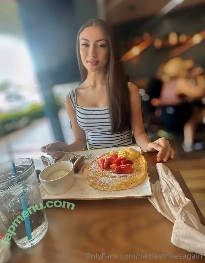 nadiastrikesagain nude photo #0083 (biggnadzz)