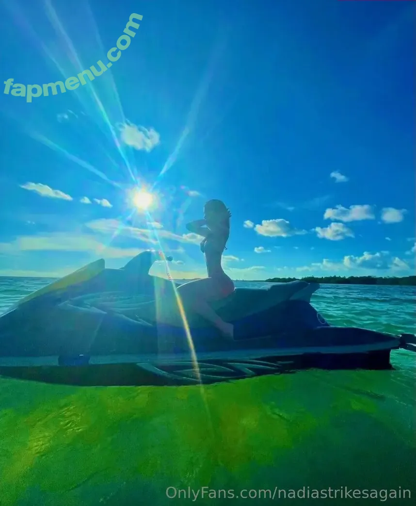 nadiastrikesagain nude photo #0117 (biggnadzz)