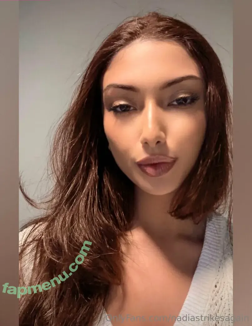 nadiastrikesagain nude photo #0123 (biggnadzz)