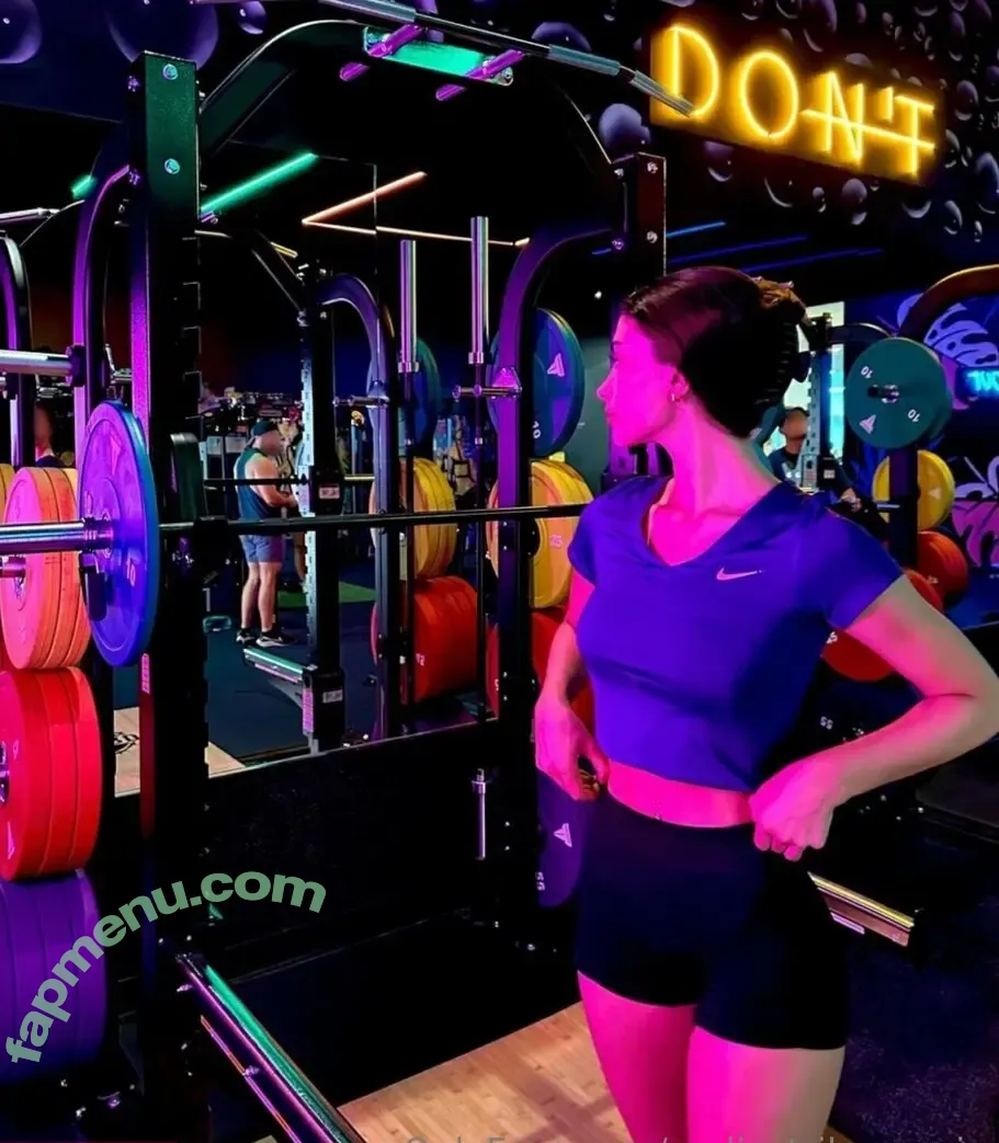 nadiastrikesagain nude photo #0132 (biggnadzz)