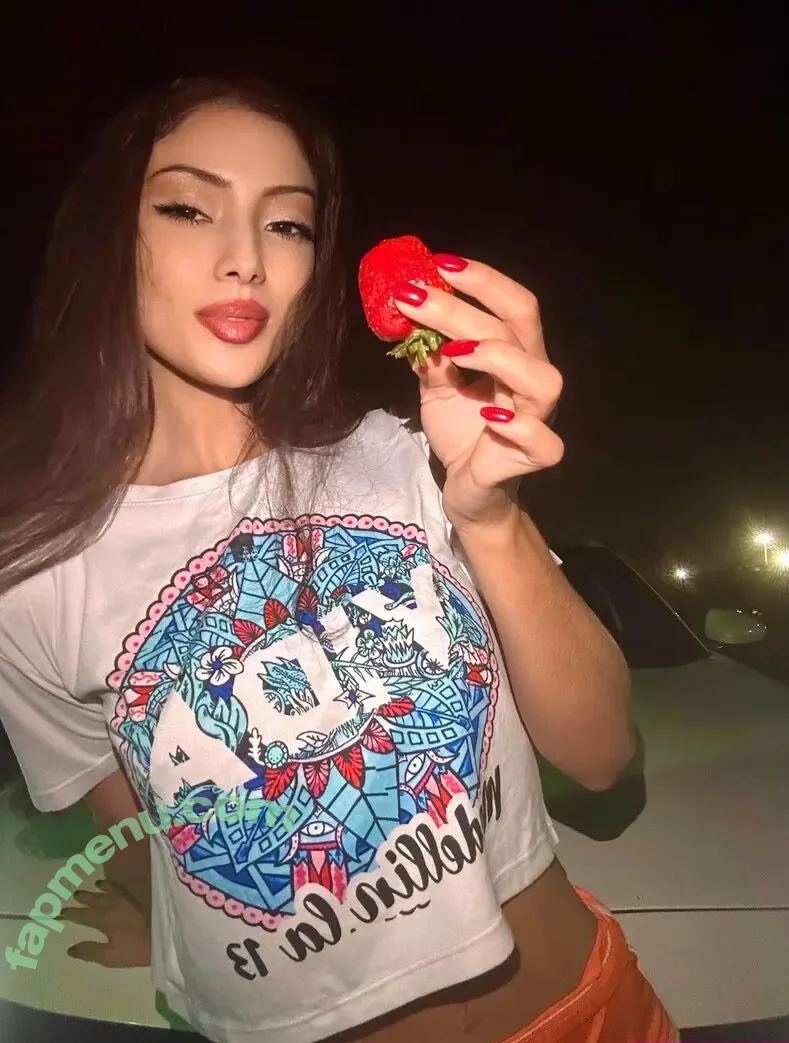 nadiastrikesagain nude photo #0135 (biggnadzz)