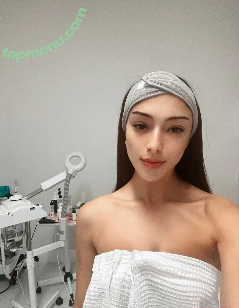 nadiastrikesagain nude photo #0156 (biggnadzz)