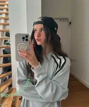 Nadine Breaty / nadinebreaty / nadinenight nude photo #0223